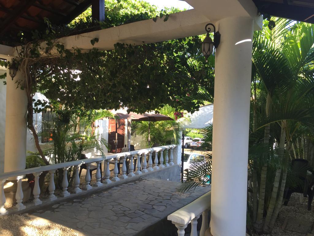Hotel Flores (Adults Only) Tamarindo Exterior foto